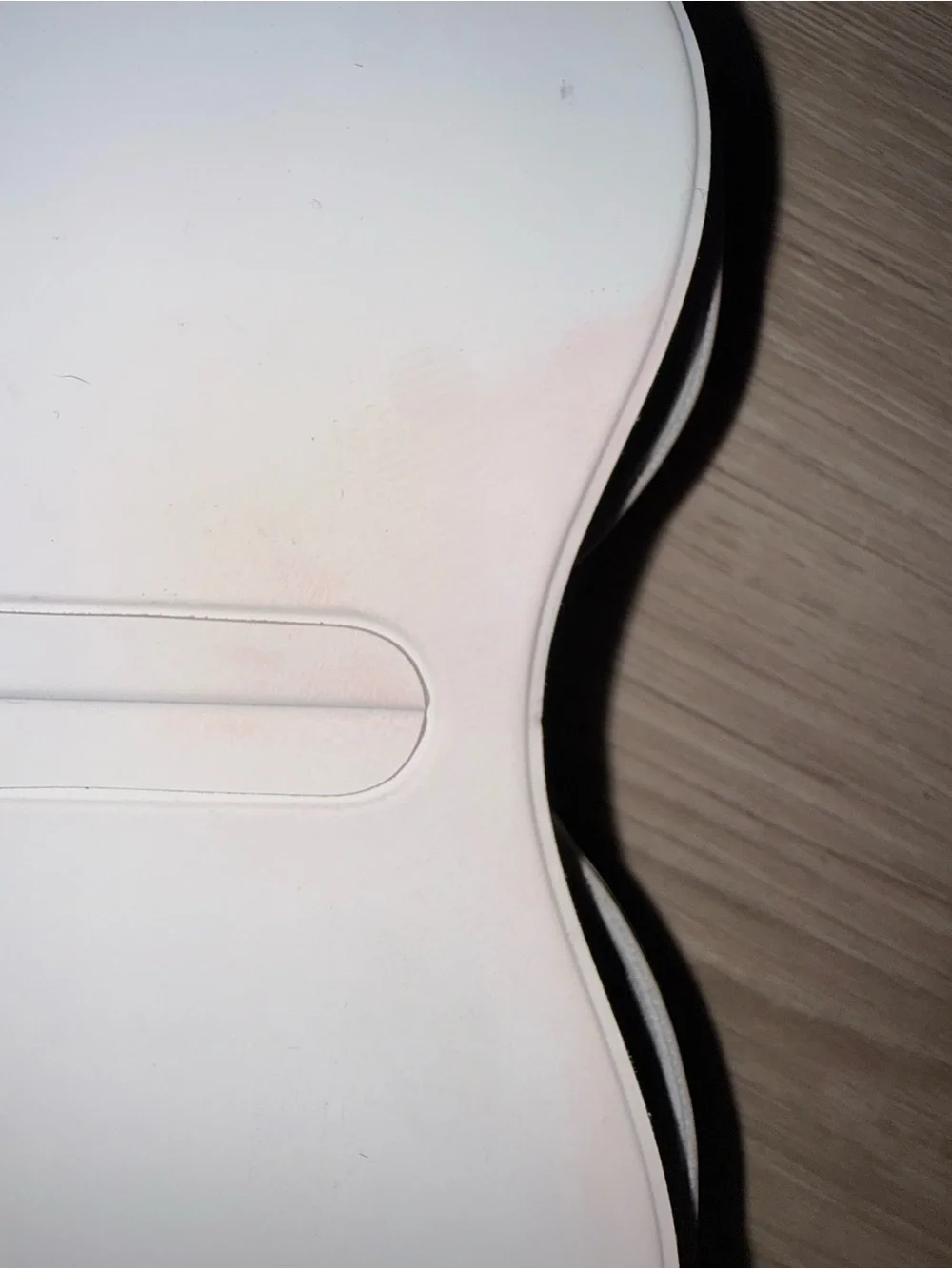 Apple White Over‑Ear Wireless Headphones with Carry Case